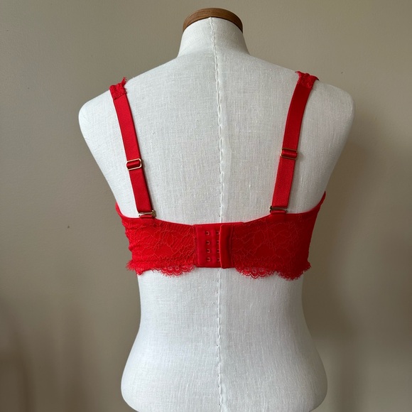 SOMA Sensuous Chantilly Unlined Plunge - Picture 2 of 4